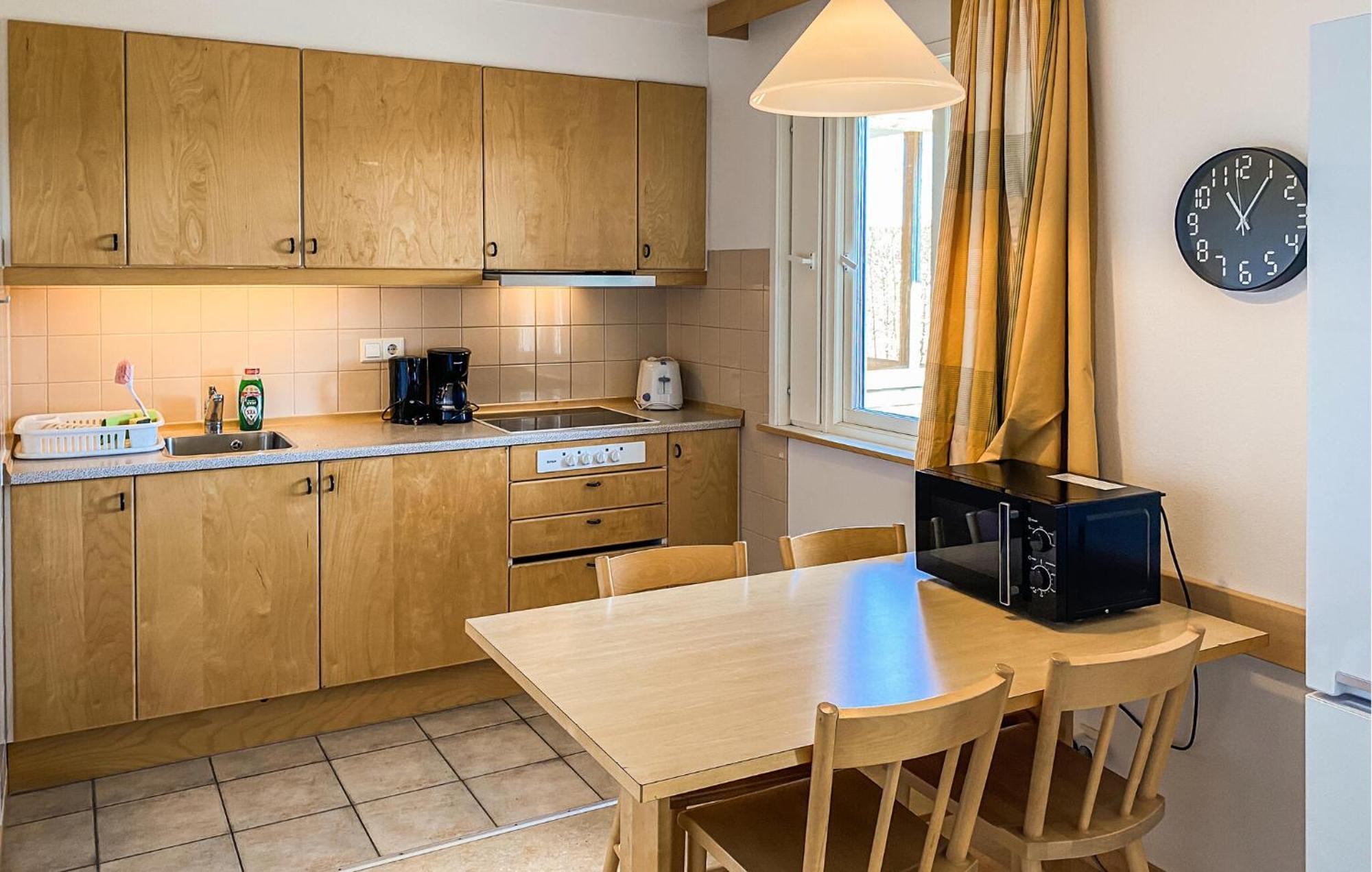 Lovely Home In Hok With Wifi エクステリア 写真